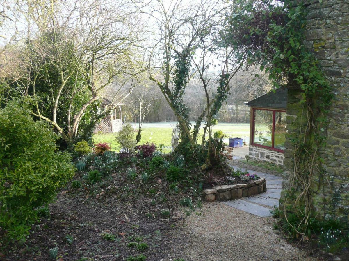 B&B Dinan La Priquetais Trevron ภายนอก รูปภาพ