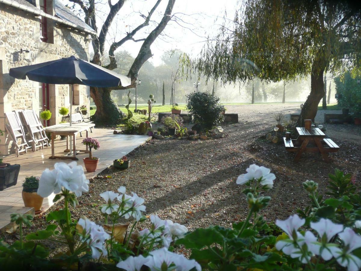 B&B Dinan La Priquetais Trevron ภายนอก รูปภาพ