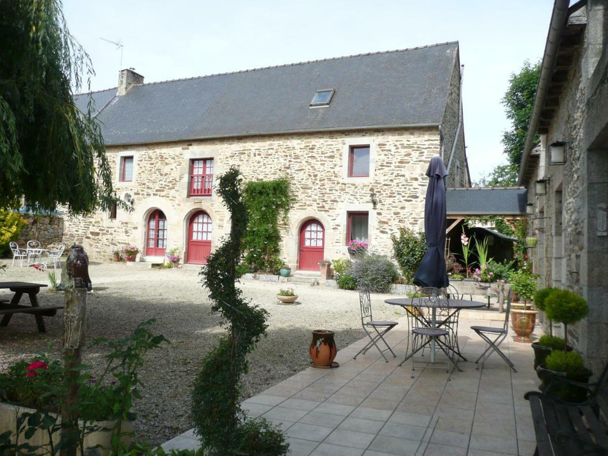 B&B Dinan La Priquetais Trevron ภายนอก รูปภาพ