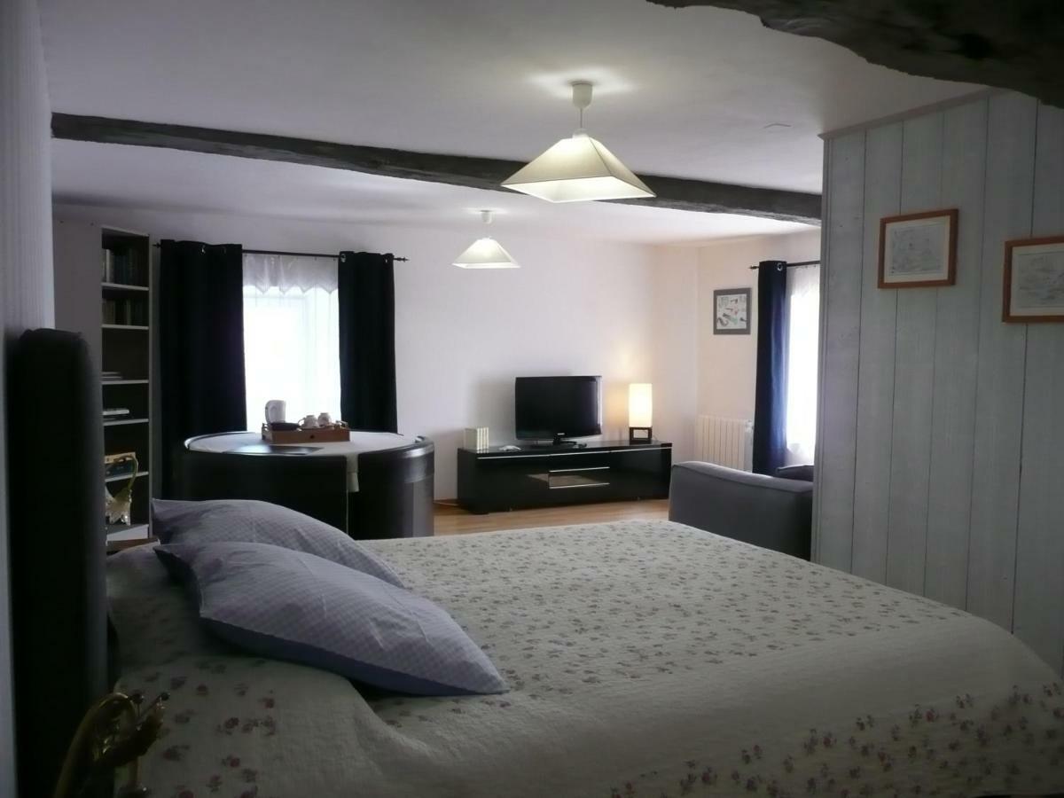 B&B Dinan La Priquetais Trevron ภายนอก รูปภาพ