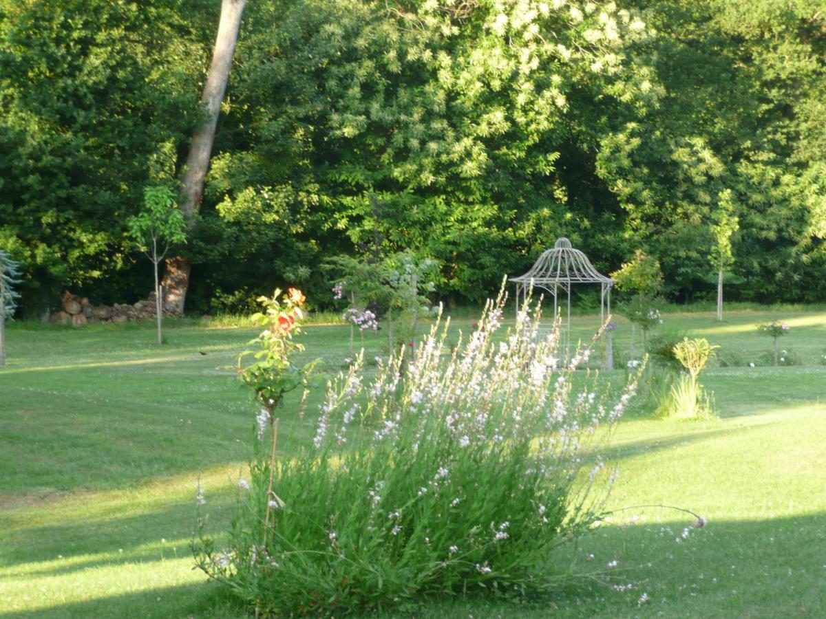 B&B Dinan La Priquetais Trevron ภายนอก รูปภาพ