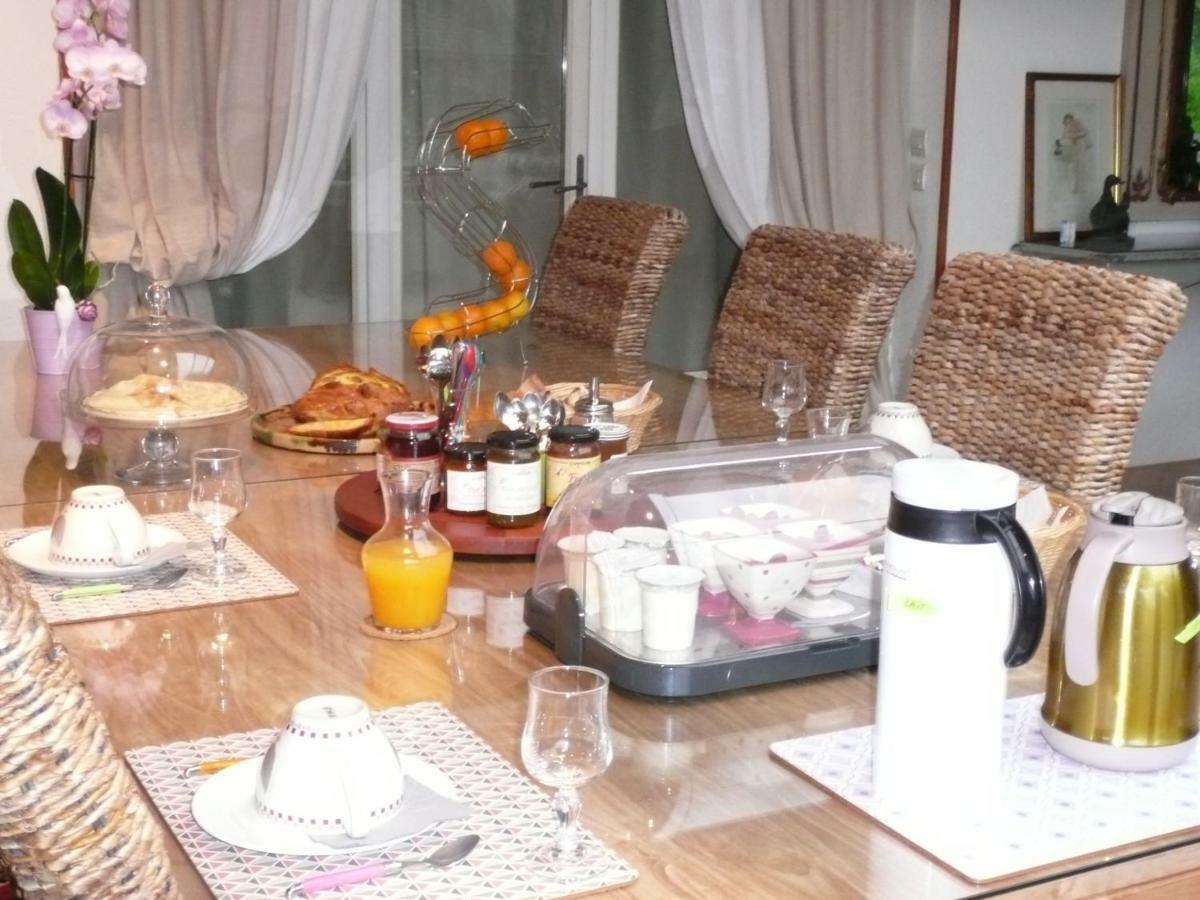 B&B Dinan La Priquetais Trevron ภายนอก รูปภาพ